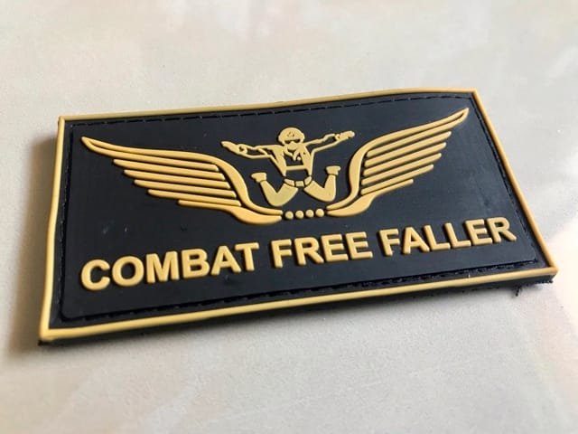 COMBAT FREE FALLING BADGE: